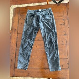 Closed Italian pants with straight leg of velvet type material, size 31